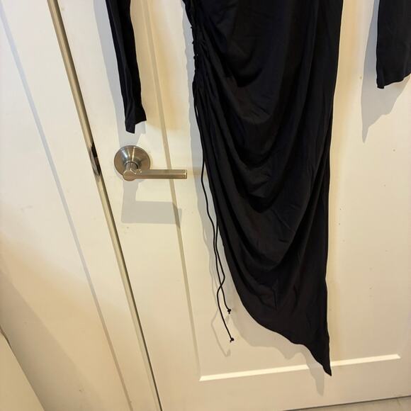 NWT OW Collection Black Long Sleeve Asymmetrical Dress Sz Large MSRP $220 - Picture 6 of 13
